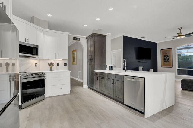 8512 NW 45th Street, Coral Springs, FL 33065