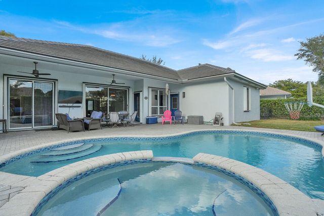 8512 NW 45th Street, Coral Springs, FL 33065