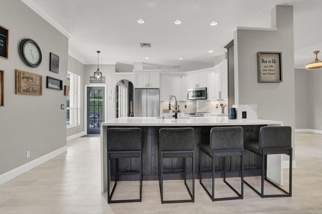 8512 NW 45th Street, Coral Springs, FL 33065