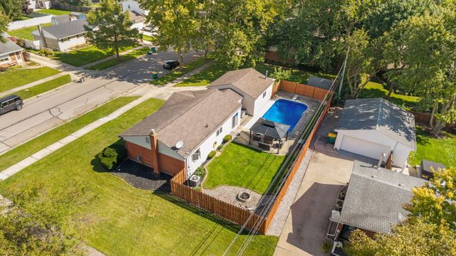 216 Harper Drive, Saline City, MI 48176