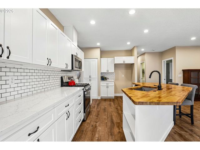 2608 Ne 164TH Ave, Vancouver, WA 98684