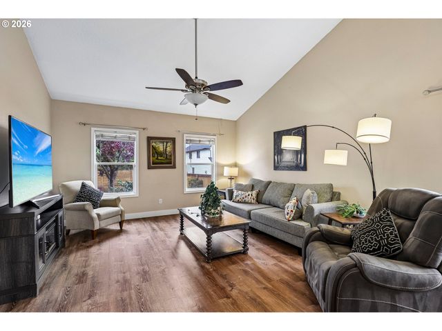 2608 Ne 164TH Ave, Vancouver, WA 98684