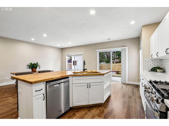 2608 Ne 164TH Ave, Vancouver, WA 98684