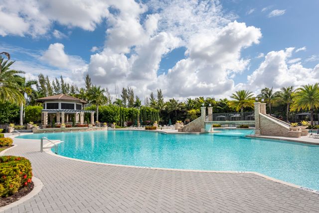 7925 NW 104th Avenue 24, Doral, FL 33178