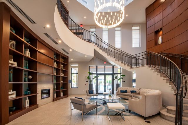 7925 NW 104th Avenue 24, Doral, FL 33178