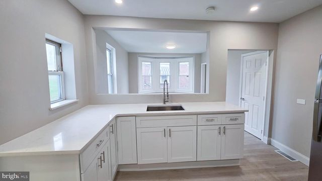 1112 ELMWOOD AVE, Sharon Hill, PA 19079