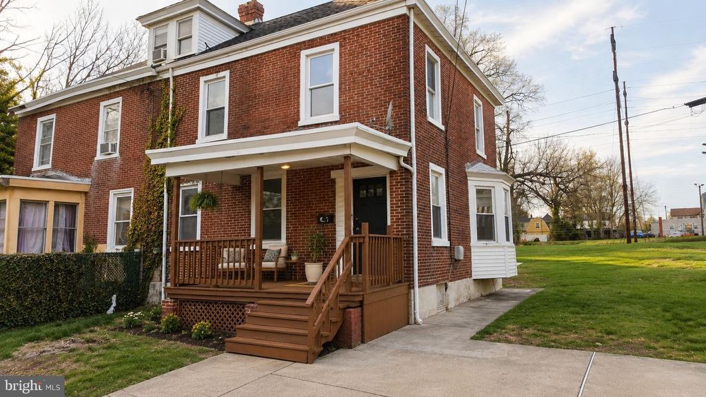 1112 ELMWOOD AVE, Sharon Hill, PA 19079