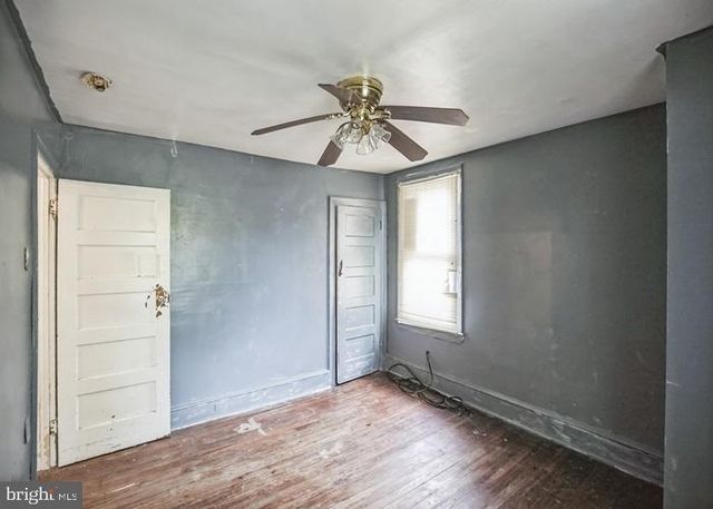504 E GODFREY AVE, Philadelphia, PA 19120