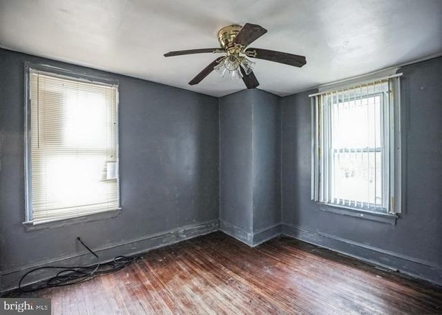 504 E GODFREY AVE, Philadelphia, PA 19120