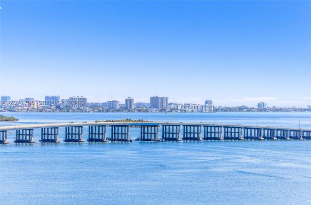 700 NE 24th St 1107, Miami, FL 33137