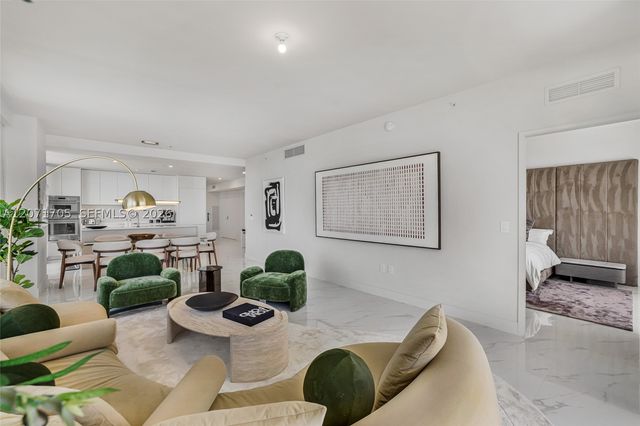 700 NE 24th St 1107, Miami, FL 33137