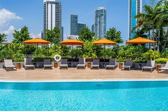 700 NE 24th St 1107, Miami, FL 33137