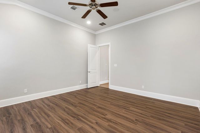 119 Bonnie Ridge Circle, Shenandoah, TX 77384