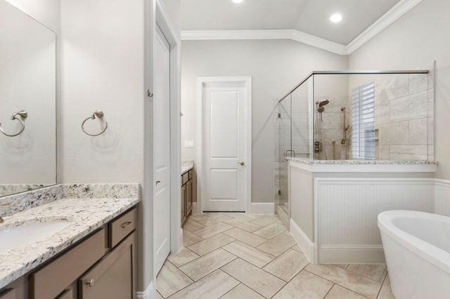 119 Bonnie Ridge Circle, Shenandoah, TX 77384