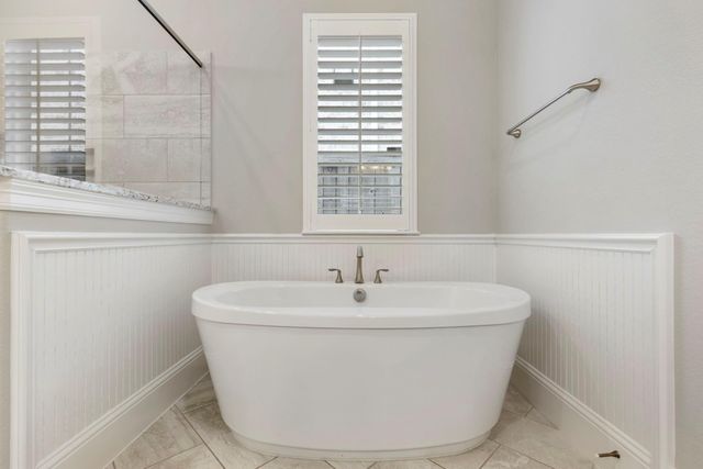 119 Bonnie Ridge Circle, Shenandoah, TX 77384