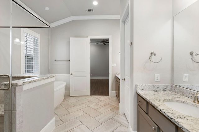 119 Bonnie Ridge Circle, Shenandoah, TX 77384