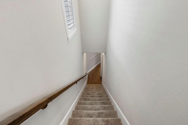 119 Bonnie Ridge Circle, Shenandoah, TX 77384