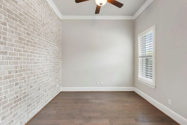 119 Bonnie Ridge Circle, Shenandoah, TX 77384