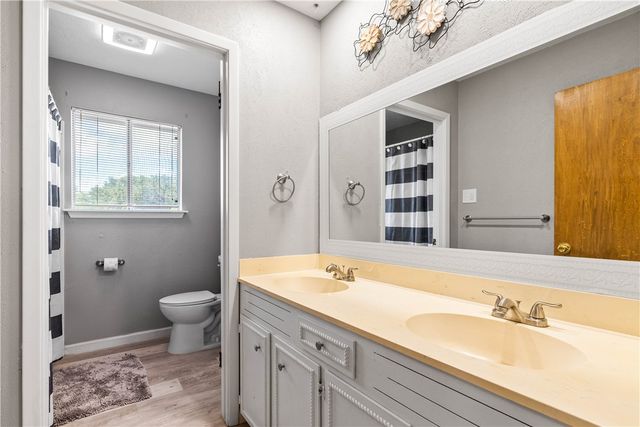 5110 Cascade Dr, Corpus Christi, TX 78413