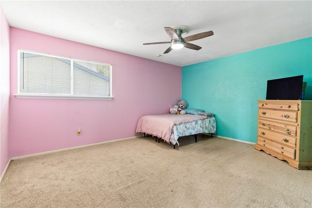 5110 Cascade Dr, Corpus Christi, TX 78413