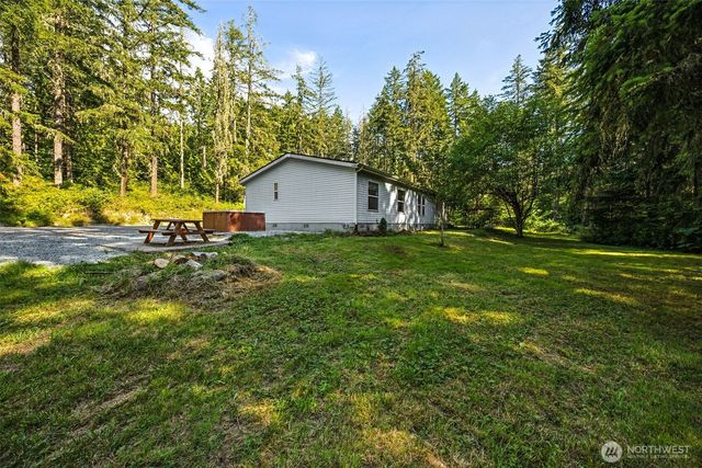 40402 66th Avenue E, Eatonville, WA 98328