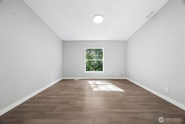 40402 66th Avenue E, Eatonville, WA 98328