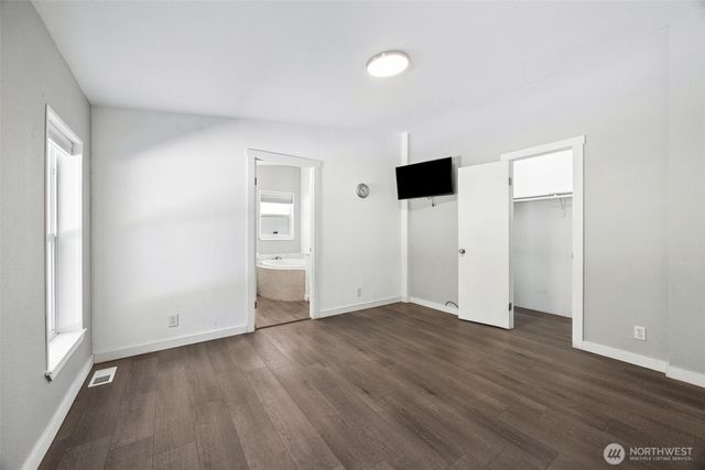 40402 66th Avenue E, Eatonville, WA 98328