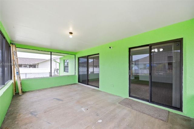 1737 NW Nanton Street, Palm Bay, FL 32907