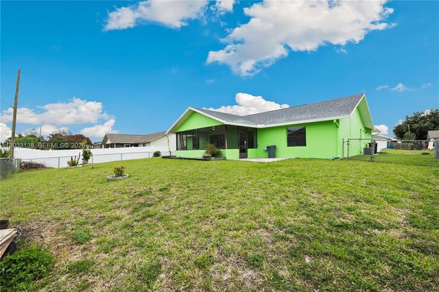 1737 NW Nanton Street, Palm Bay, FL 32907