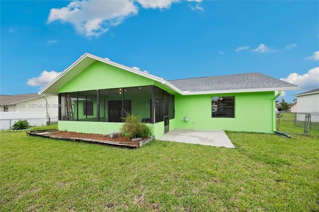 1737 NW Nanton Street, Palm Bay, FL 32907