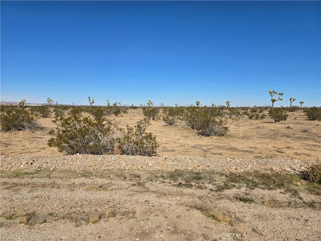 0 Nichols, Adelanto, CA 92301