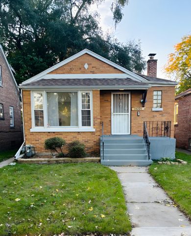 14224 S Wallace Avenue, Riverdale, IL 60827