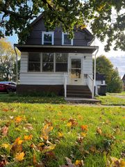 611 Steward Avenue, Jackson, MI 49202