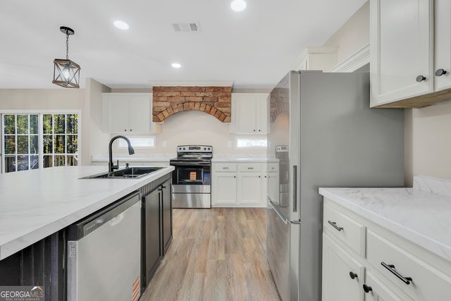 201 Willow Road, Thomaston, GA 30286