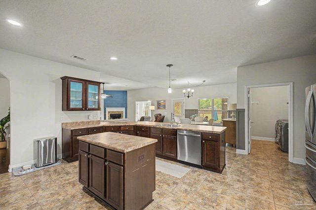 9177 Iron Gate Blvd, Milton, FL 32570