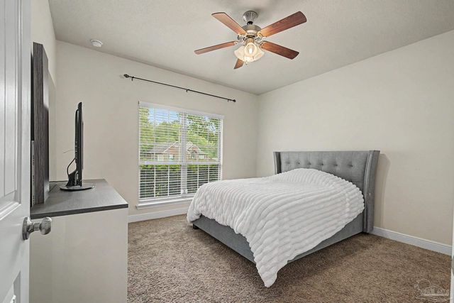 9177 Iron Gate Blvd, Milton, FL 32570