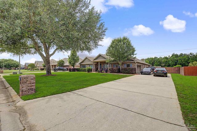 9177 Iron Gate Blvd, Milton, FL 32570