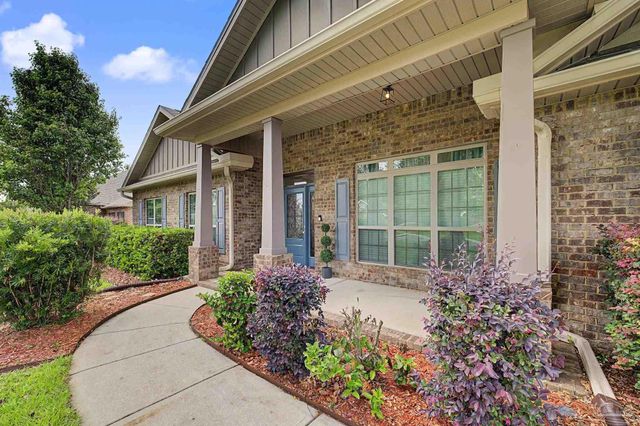 9177 Iron Gate Blvd, Milton, FL 32570