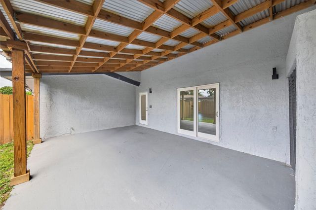 2012 NW 12th Avenue, Fort Lauderdale, FL 33311