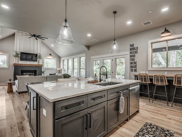 3925 Wyatt Ridge Court, Oklahoma City, OK 73150
