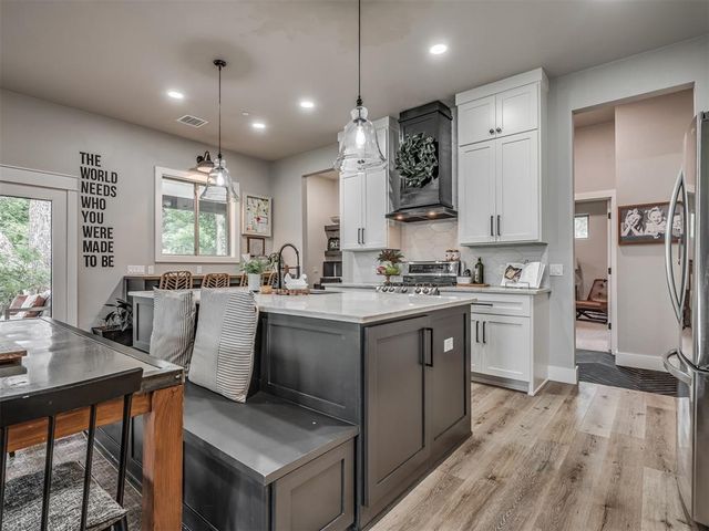 3925 Wyatt Ridge Court, Oklahoma City, OK 73150
