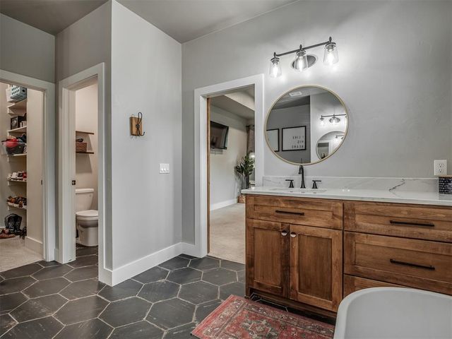 3925 Wyatt Ridge Court, Oklahoma City, OK 73150