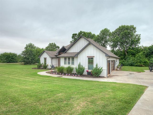 3925 Wyatt Ridge Court, Oklahoma City, OK 73150