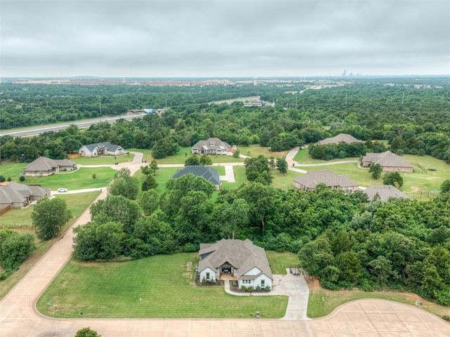 3925 Wyatt Ridge Court, Oklahoma City, OK 73150