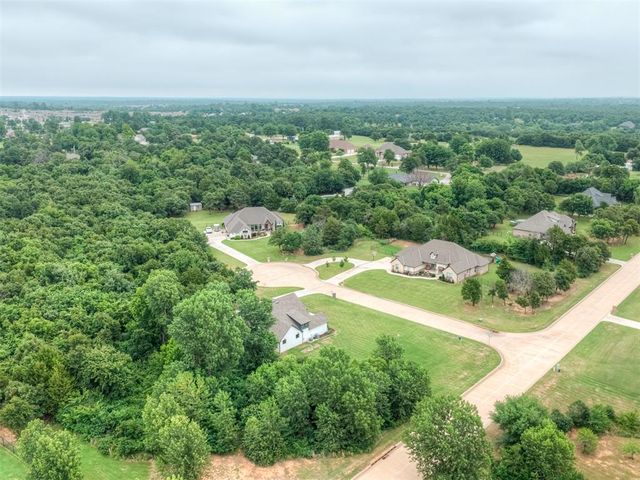 3925 Wyatt Ridge Court, Oklahoma City, OK 73150
