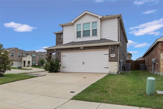 1051 Spofford Drive, Forney, TX 75126