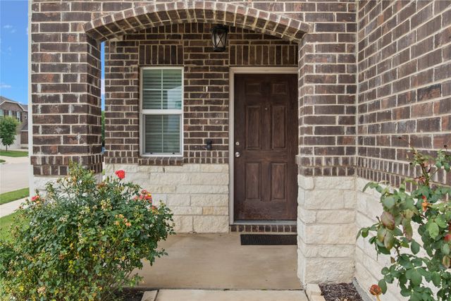 1051 Spofford Drive, Forney, TX 75126