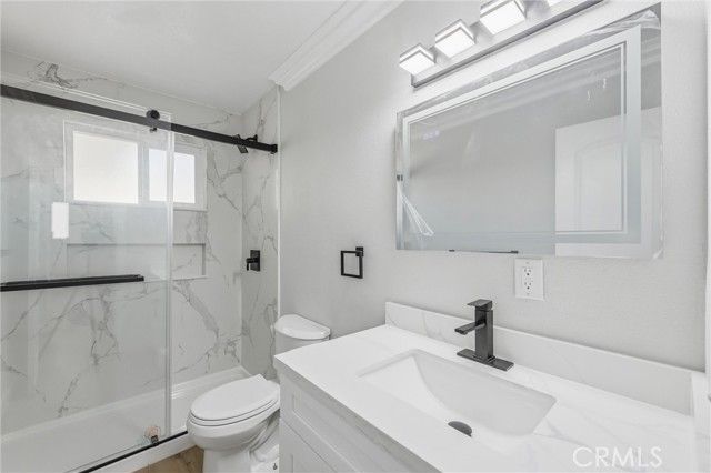 26662 Fleming St, Highland, CA 92346