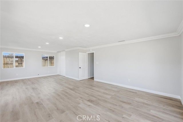 26662 Fleming St, Highland, CA 92346