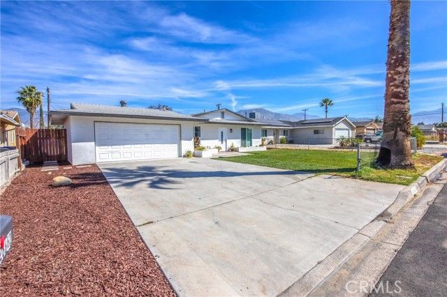 26662 Fleming St, Highland, CA 92346